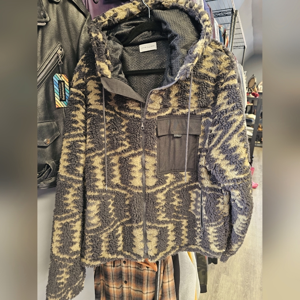 John Elliot teddy bear coat. Brand new without tags. Size XL